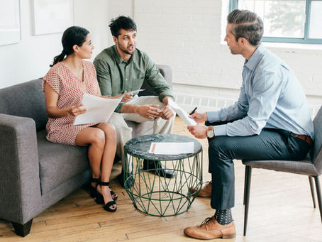 How to Buy and Sell a Home at the Same Time